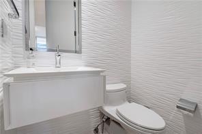 Image 24 of 35 For 18101 Collins Ave  1604