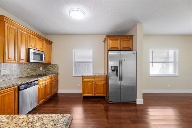 Image 11 of 31 For 1512 106th Ave