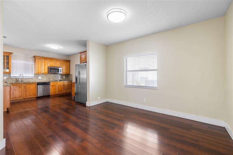 Image 13 of 31 For 1512 106th Ave