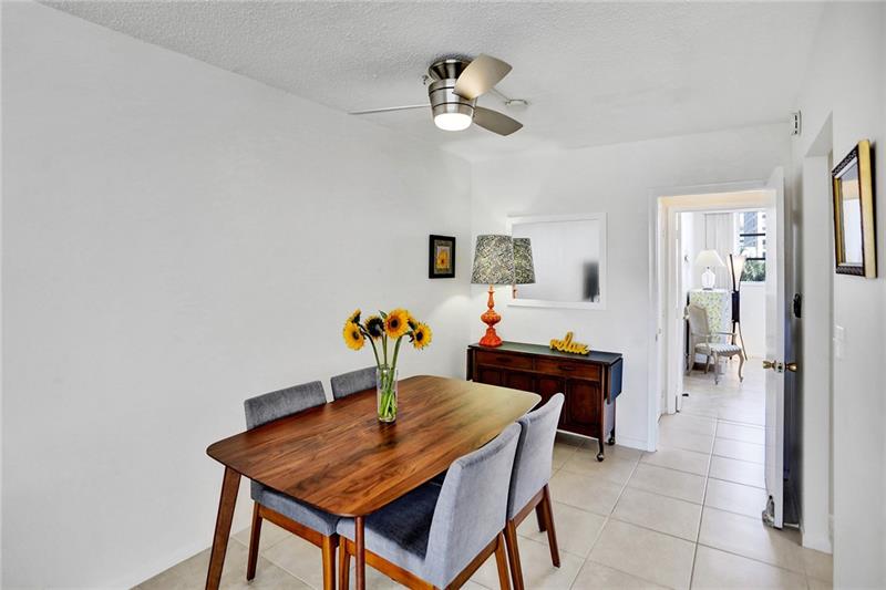 Image 4 of 12 For 101 Birch Rd  504