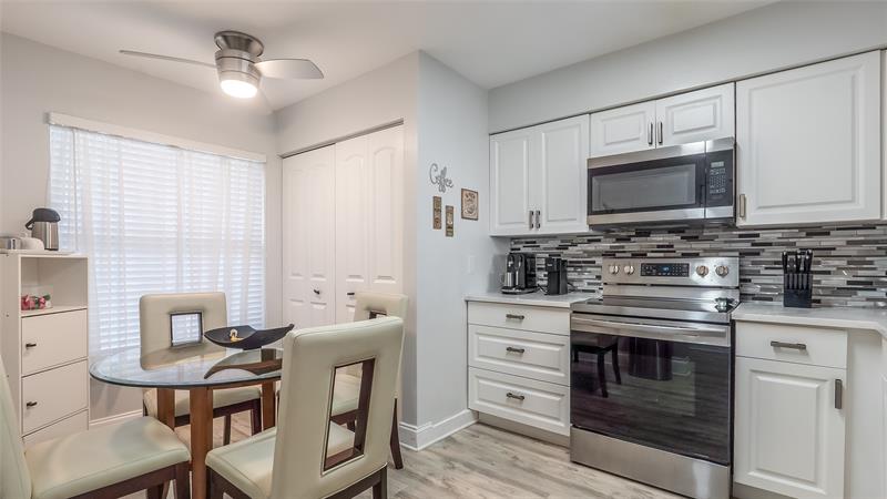 Image 3 of 34 For 4550 18th Ave  604