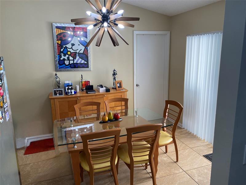 Image 19 of 61 For 402 107th Ave