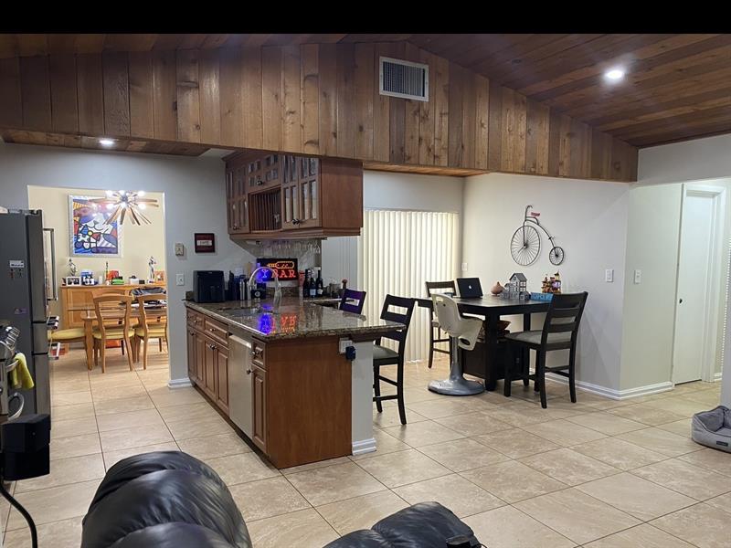 Image 29 of 61 For 402 107th Ave