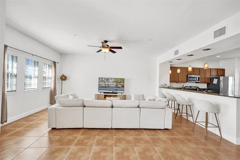 Image 24 of 50 For 228 6th Ct  