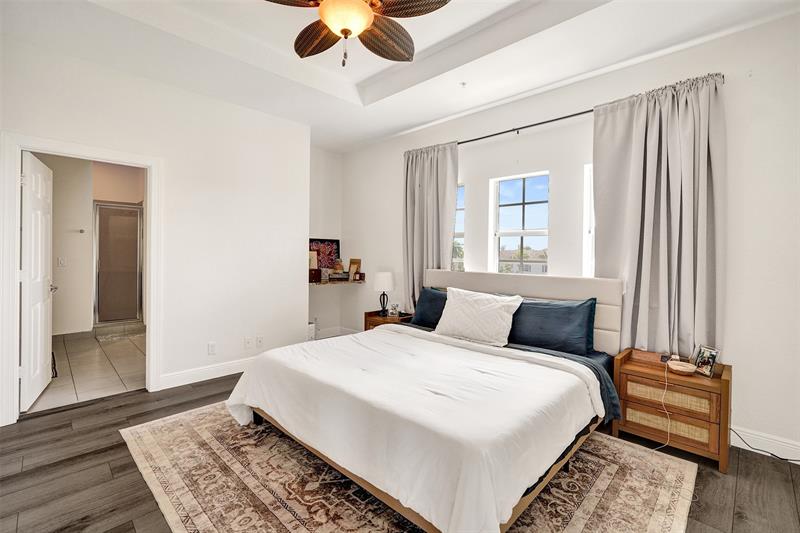 Image 40 of 50 For 228 6th Ct  