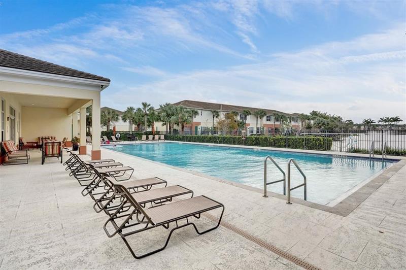 Image 49 of 50 For 228 6th Ct  