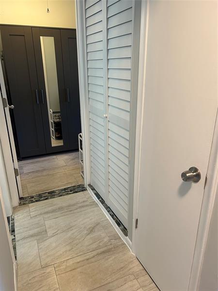 Image 18 of 30 For 6260 18th Ave  824