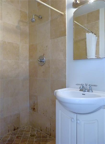 Image 4 of 4 For 1721 9th St  5