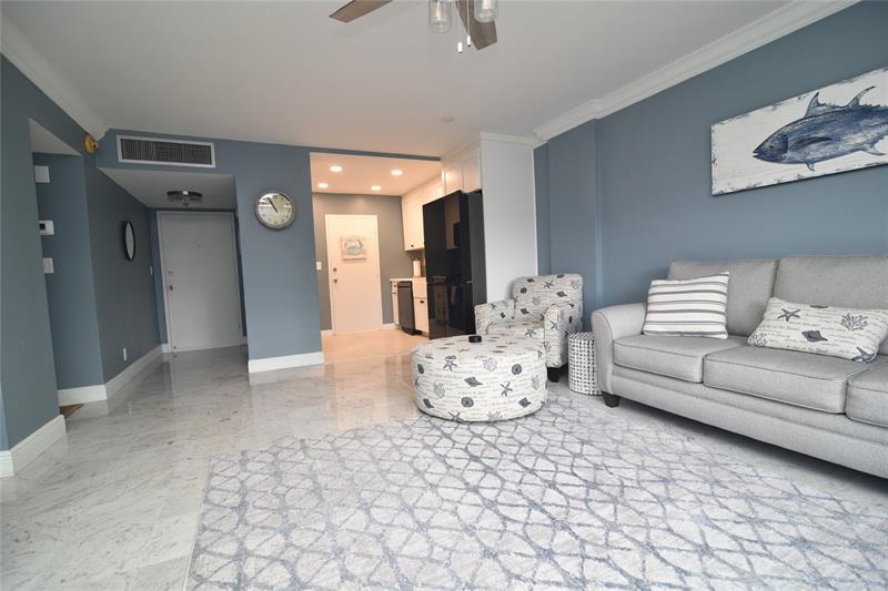 Image 11 of 24 For 1831 38th St  207