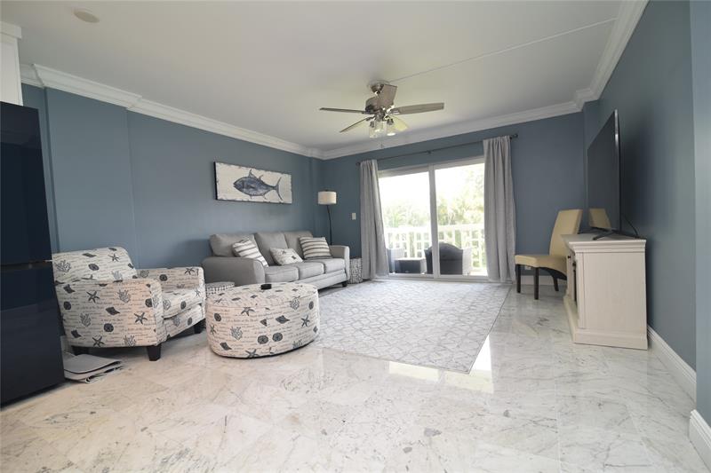 Image 4 of 24 For 1831 38th St  207