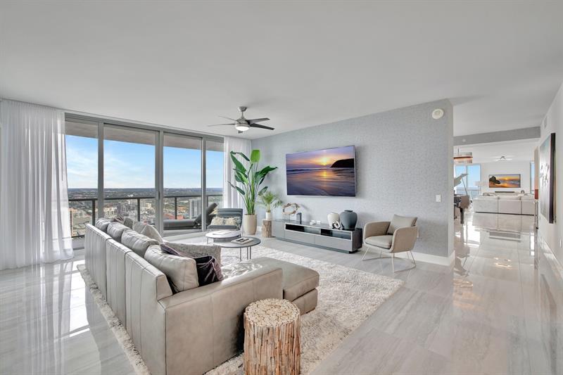 Image 23 of 40 For 100 Las Olas Blvd  4301