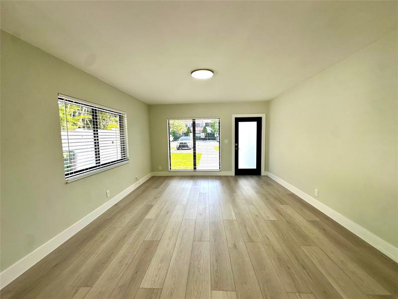 Image 9 of 21 For 2175 51st Ct  B