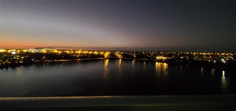 Image 20 of 53 For 2641 Flamingo Rd  1105n