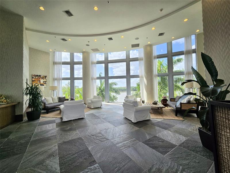 Image 38 of 53 For 2641 Flamingo Rd  1105n