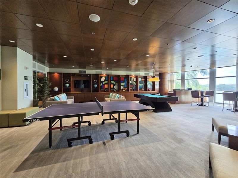 Image 50 of 53 For 2641 Flamingo Rd  1105n