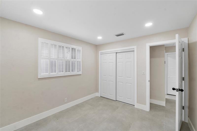 Image 16 of 58 For 828 Johnson St