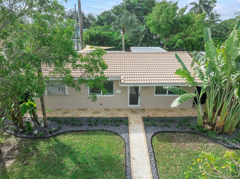 Image 53 of 58 For 828 Johnson St