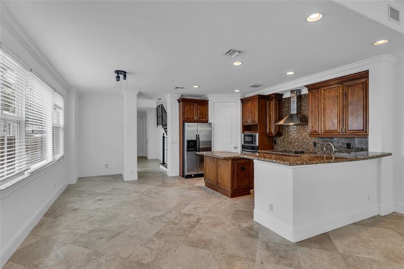 Image 20 of 62 For 416 11th St  