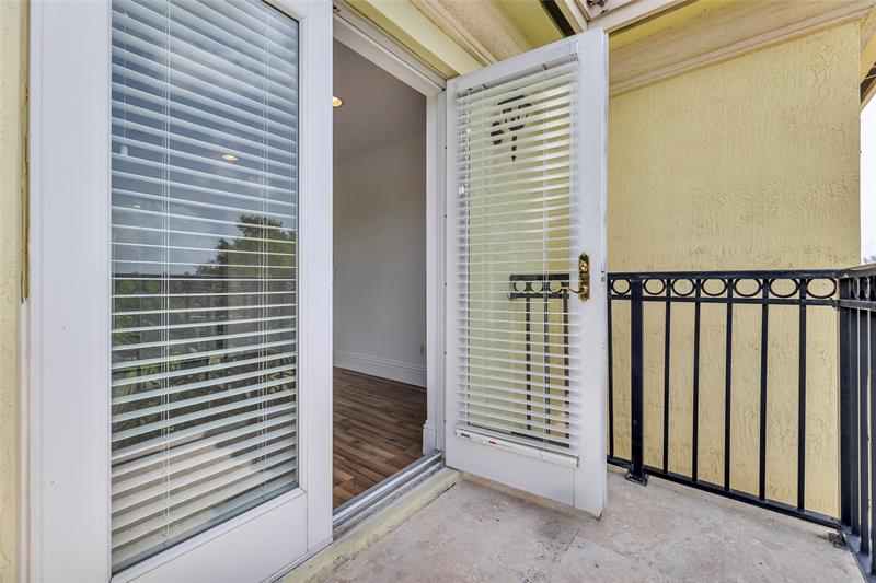 Image 28 of 62 For 416 11th St  