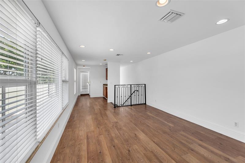 Image 39 of 62 For 416 11th St  