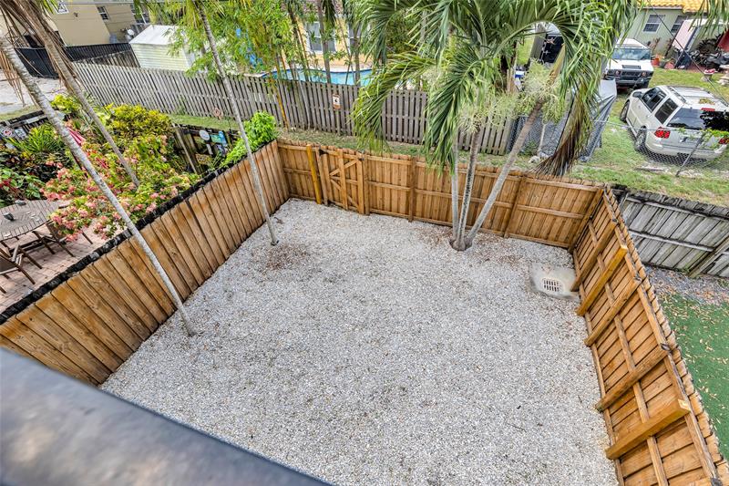 Image 41 of 62 For 416 11th St  