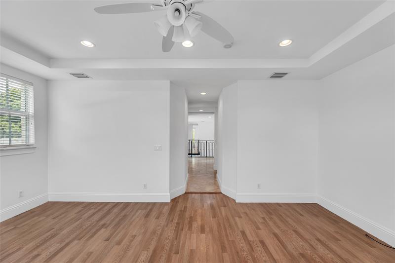 Image 43 of 62 For 416 11th St  