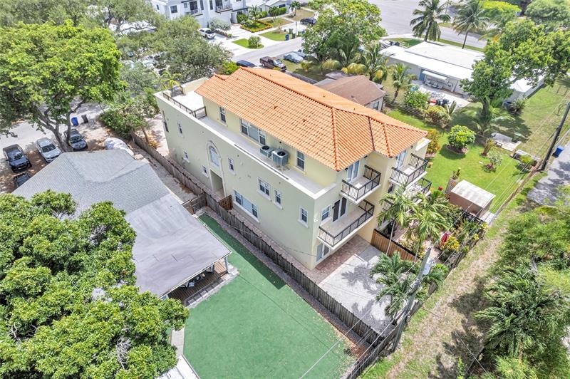 Image 7 of 62 For 416 11th St  