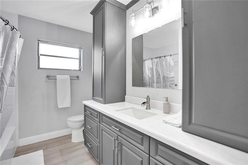 Image 14 of 26 For 5170 89th Ter