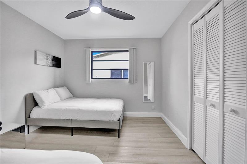 Image 15 of 26 For 5170 89th Ter