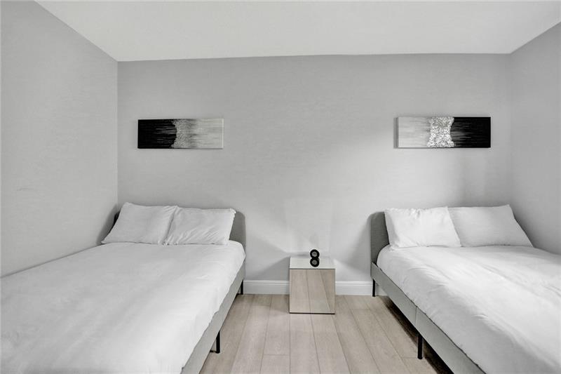 Image 16 of 26 For 5170 89th Ter