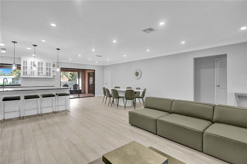 Image 7 of 26 For 5170 89th Ter