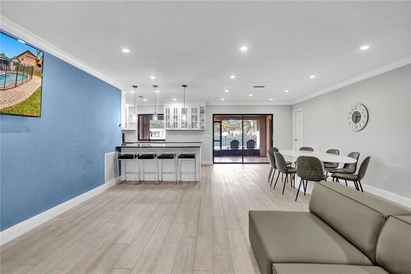 Image 8 of 26 For 5170 89th Ter