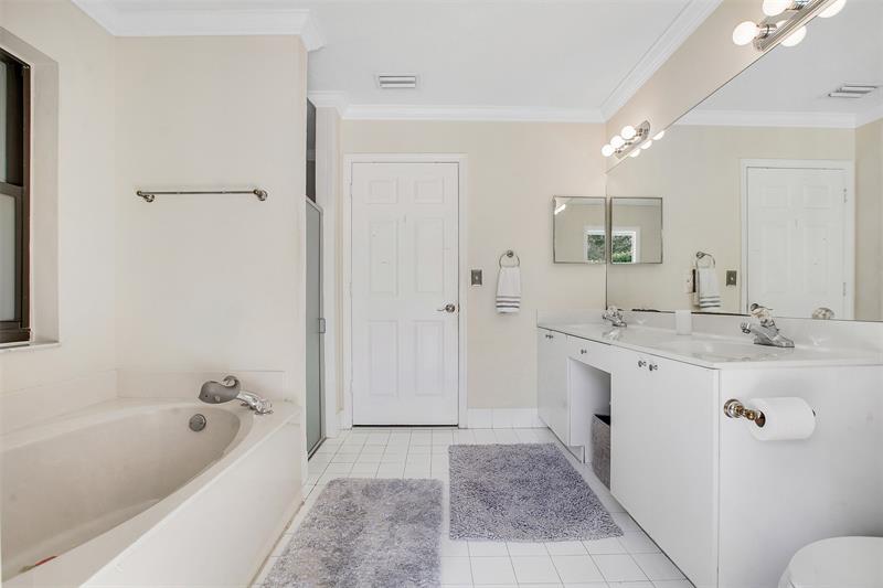 Image 13 of 20 For 10918 56th Court