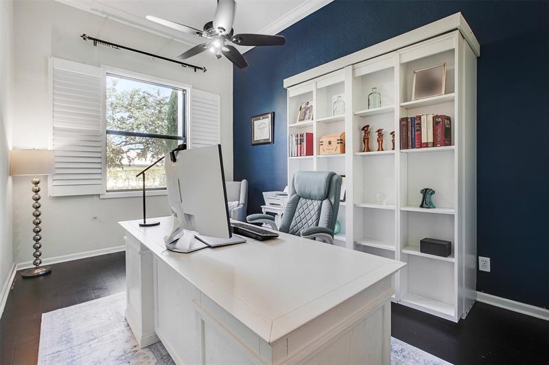 Image 4 of 20 For 10918 56th Court