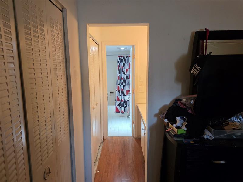 Image 6 of 22 For 959 2nd Ave  135