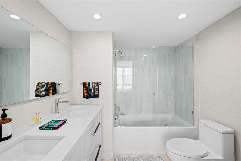 Image 13 of 31 For 2841 Ocean Blvd 1508