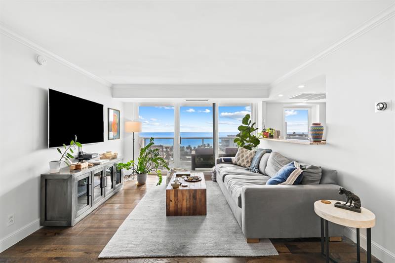 Image 3 of 31 For 2841 Ocean Blvd 1508