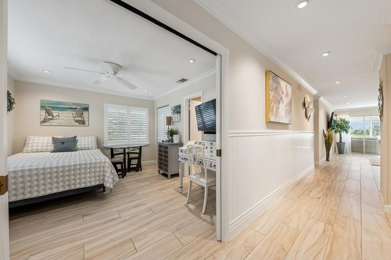 Image 18 of 20 For 13578 Via Flora  E