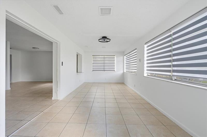 Image 19 of 32 For 10151 35th St  2-a