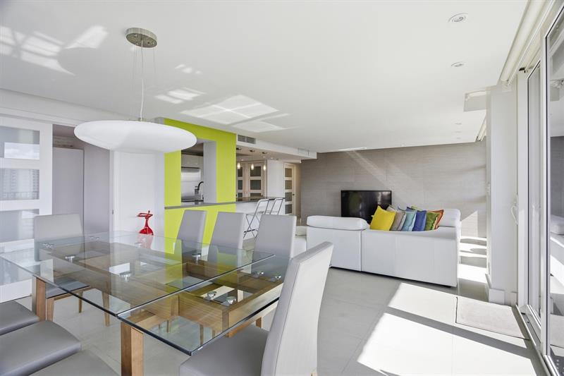 Image 14 of 57 For 1000 Parkview Dr 1030