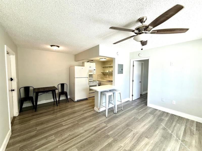 Image 3 of 12 For 820 17th Ave  7