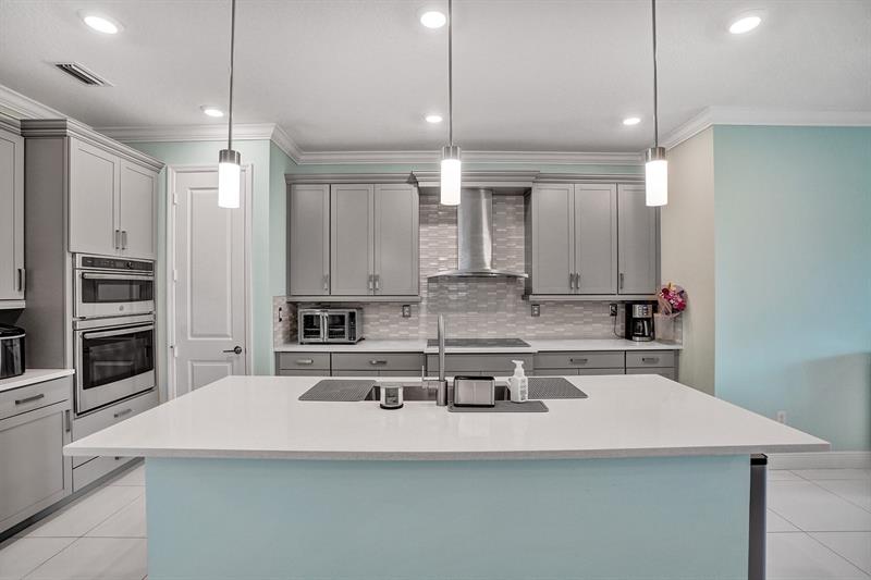 Image 10 of 14 For 4206 Rosa Drive