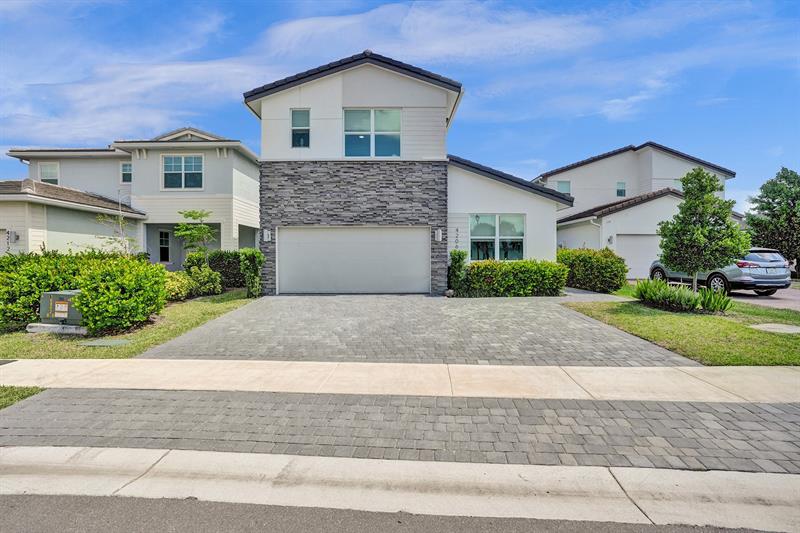 Image 4 of 14 For 4206 Rosa Drive