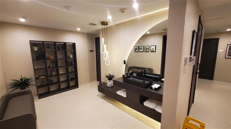 Image 13 of 21 For 15901 Collins Ave  2903