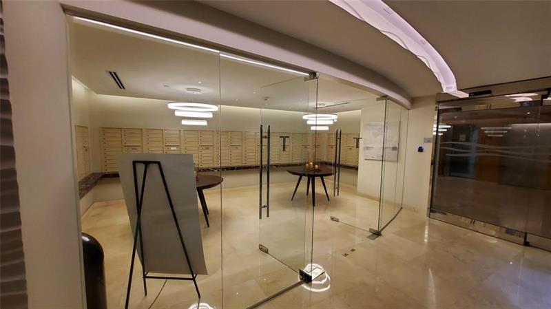 Image 17 of 21 For 15901 Collins Ave  2903