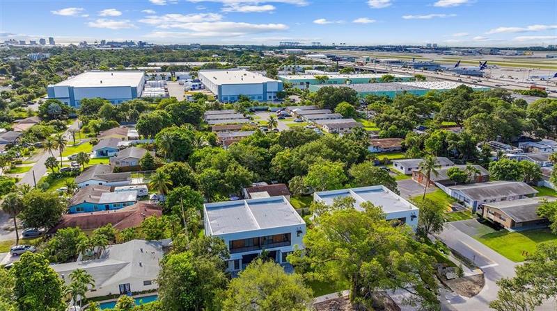 Image 35 of 36 For 3300 15th Ave