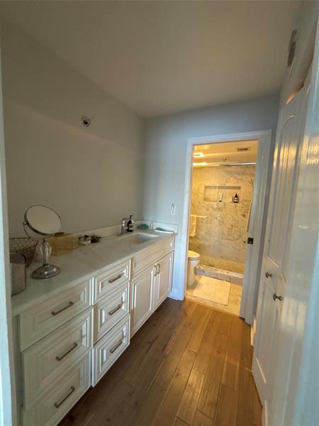 Image 19 of 27 For 10724 Clairmont Cir  10724