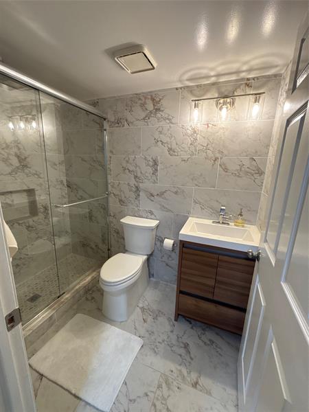 Image 25 of 27 For 10724 Clairmont Cir  10724