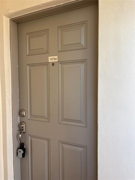Image 5 of 27 For 10724 Clairmont Cir  10724