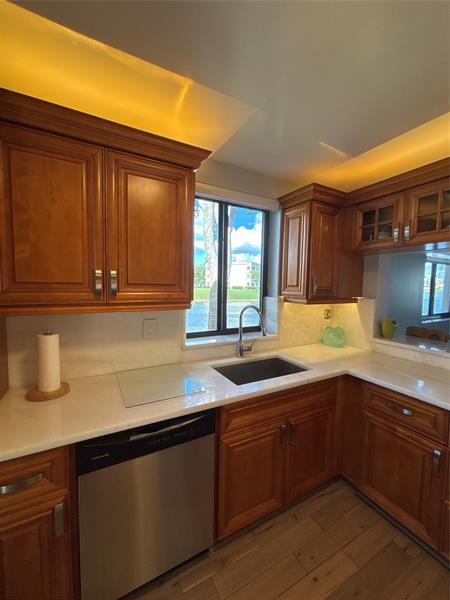 Image 8 of 27 For 10724 Clairmont Cir  10724